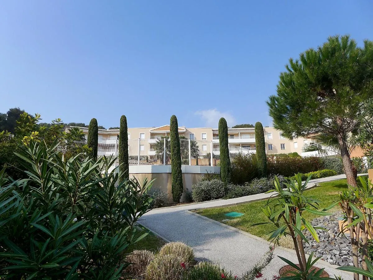 Apartment Le Domaine De La Baie-3 By Interhome 카발레르쉬르메르 0*,  프랑스